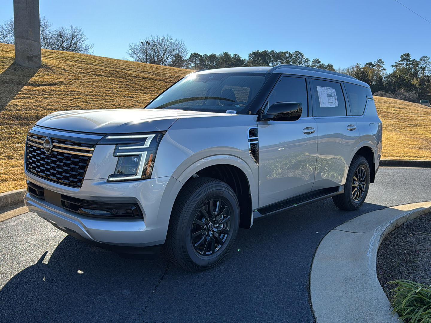 2026 Nissan Armada SV's photo