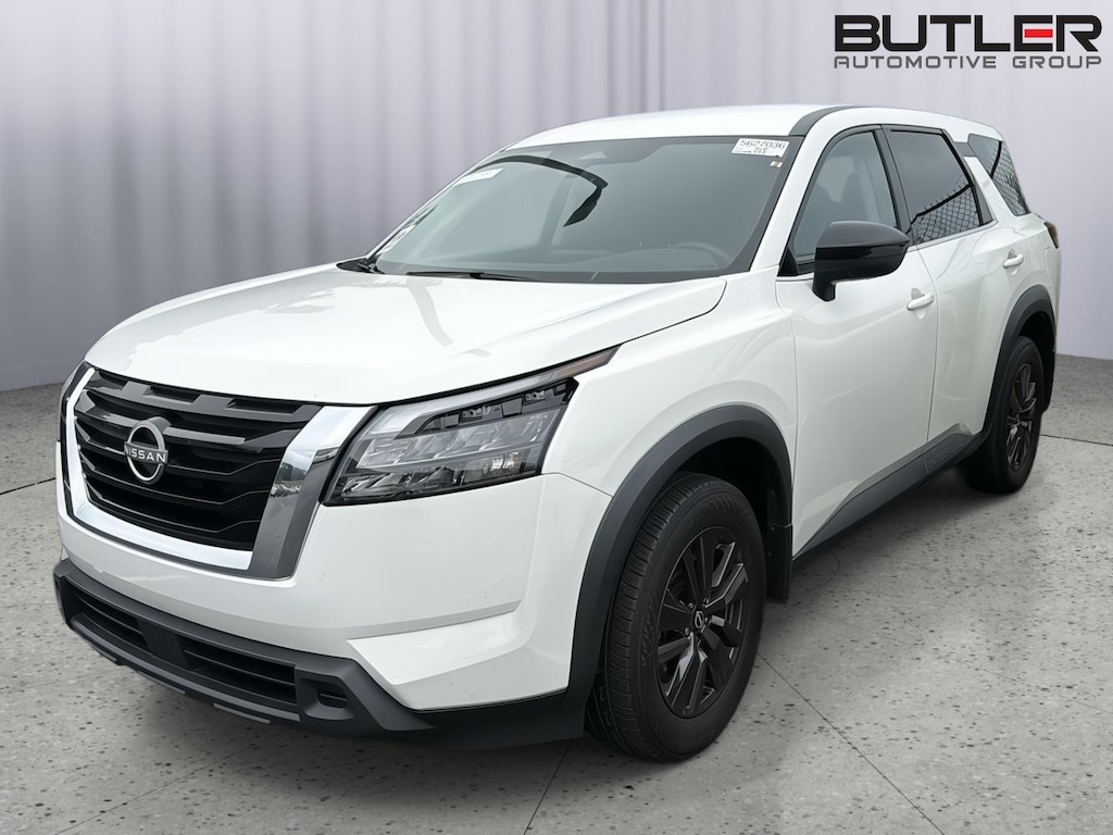 Used 2024 Nissan Pathfinder S SUV