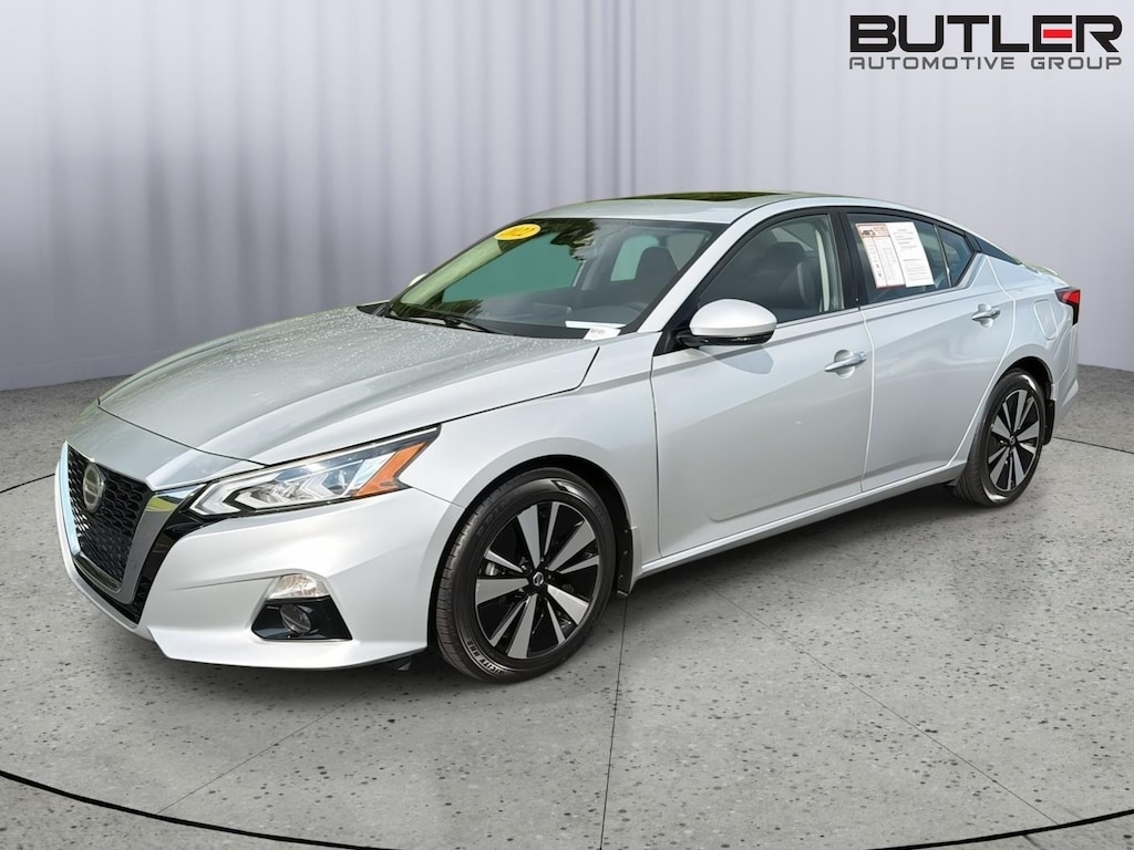 Used 2022 Nissan Altima 2.5 SL Sedan