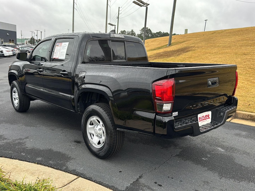 2021 Toyota Tacoma SR photo 3