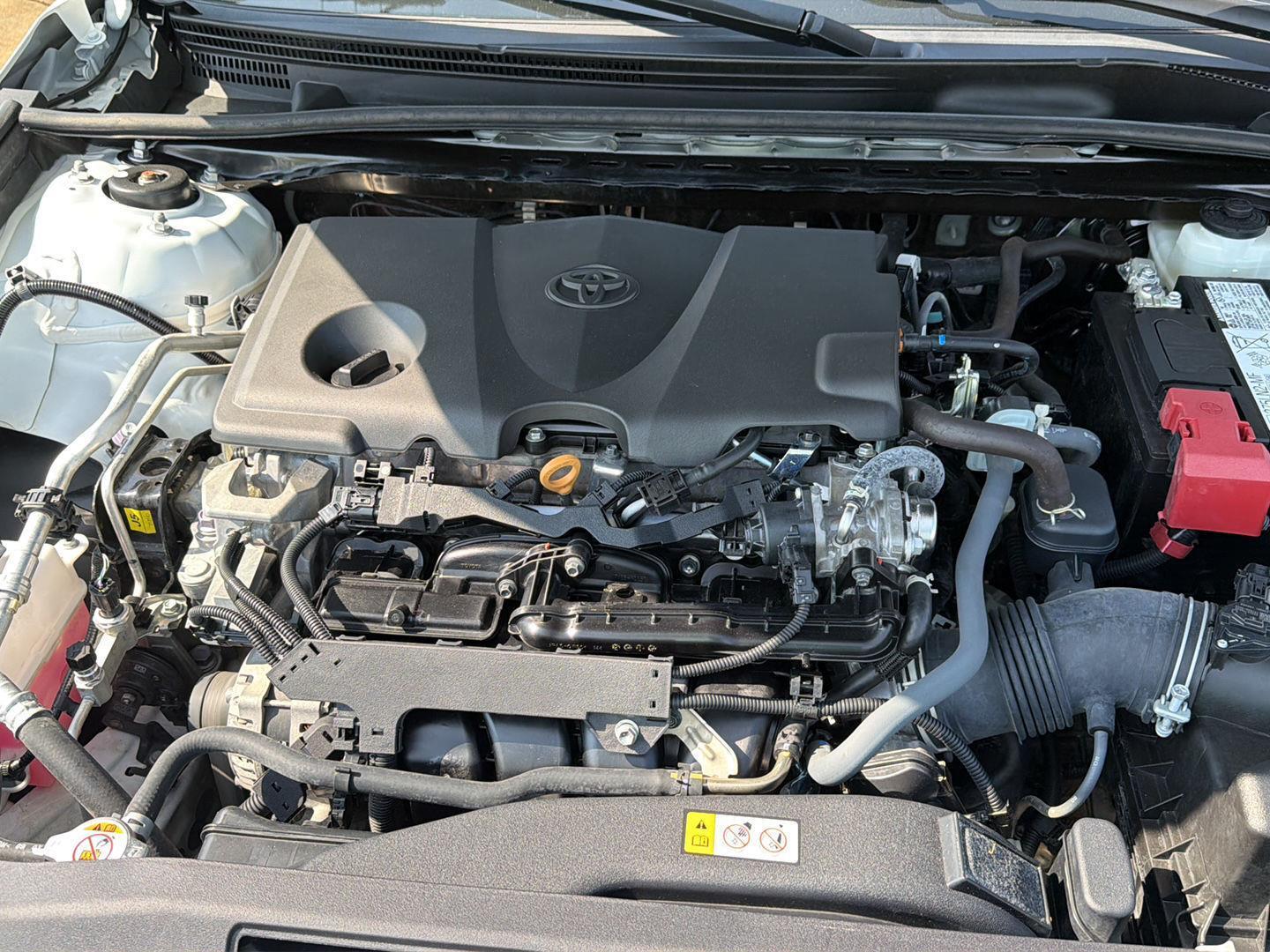 2024 Toyota Camry SE - Photo 33