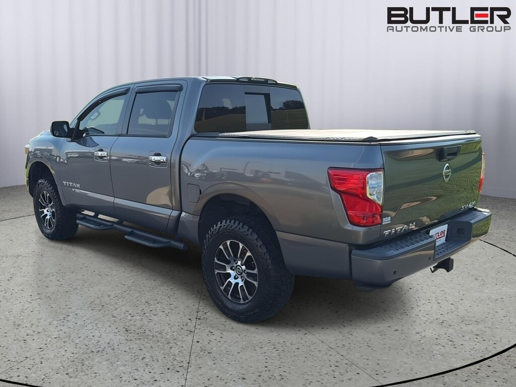 Used 2021 Nissan Titan SV Truck Crew Cab