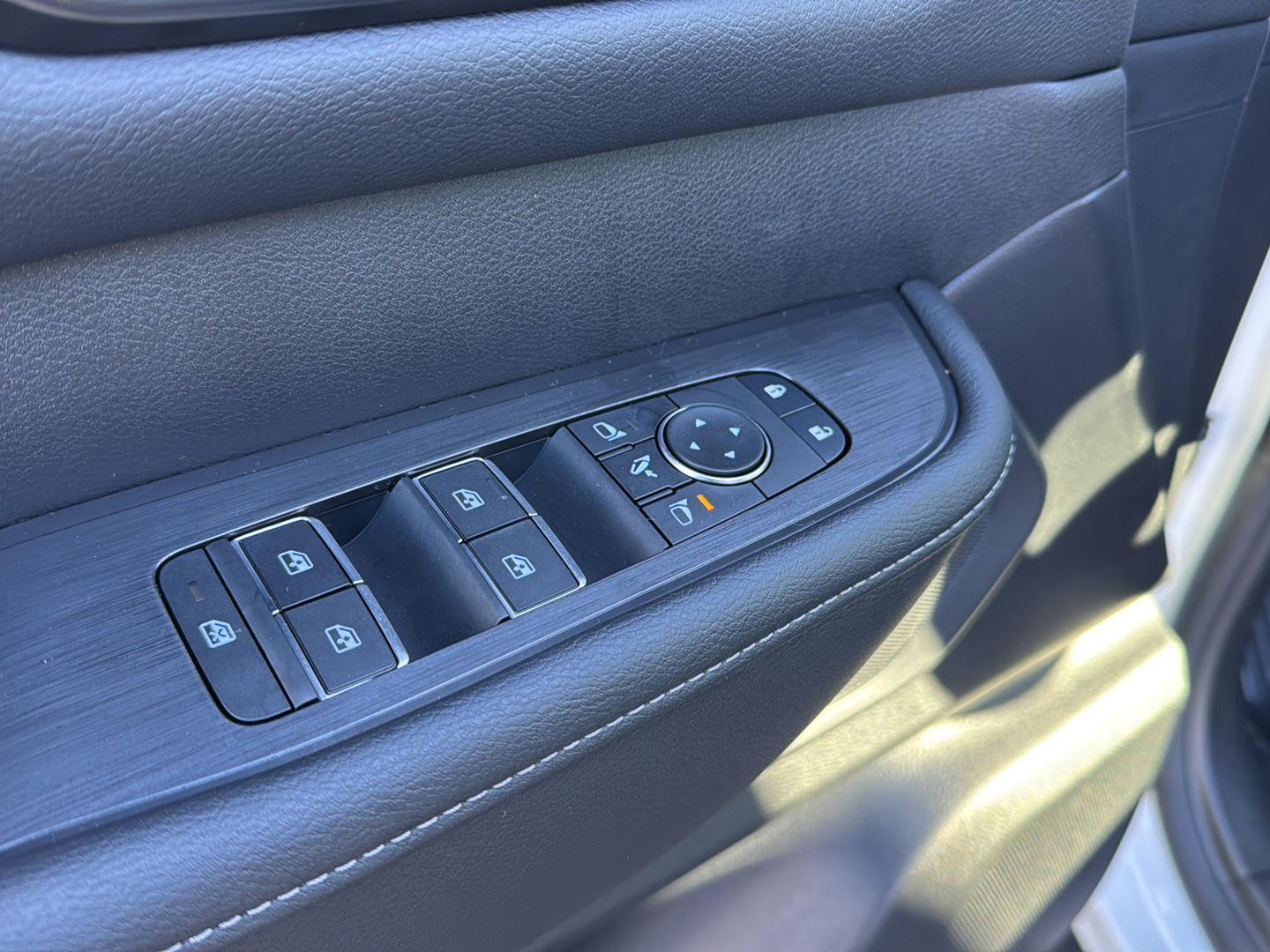 2026 Nissan Armada PRO-4X - Photo 29