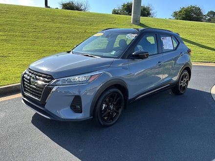 2023 Nissan Kicks SR SUV