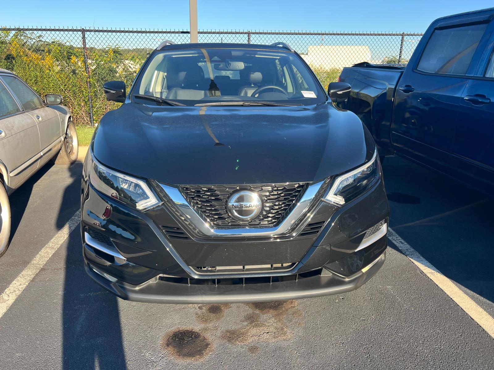 2021 Nissan Rogue Sport SL photo 3