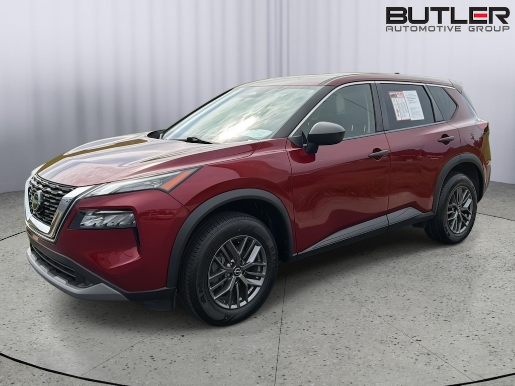 Used 2023 Nissan Rogue S SUV