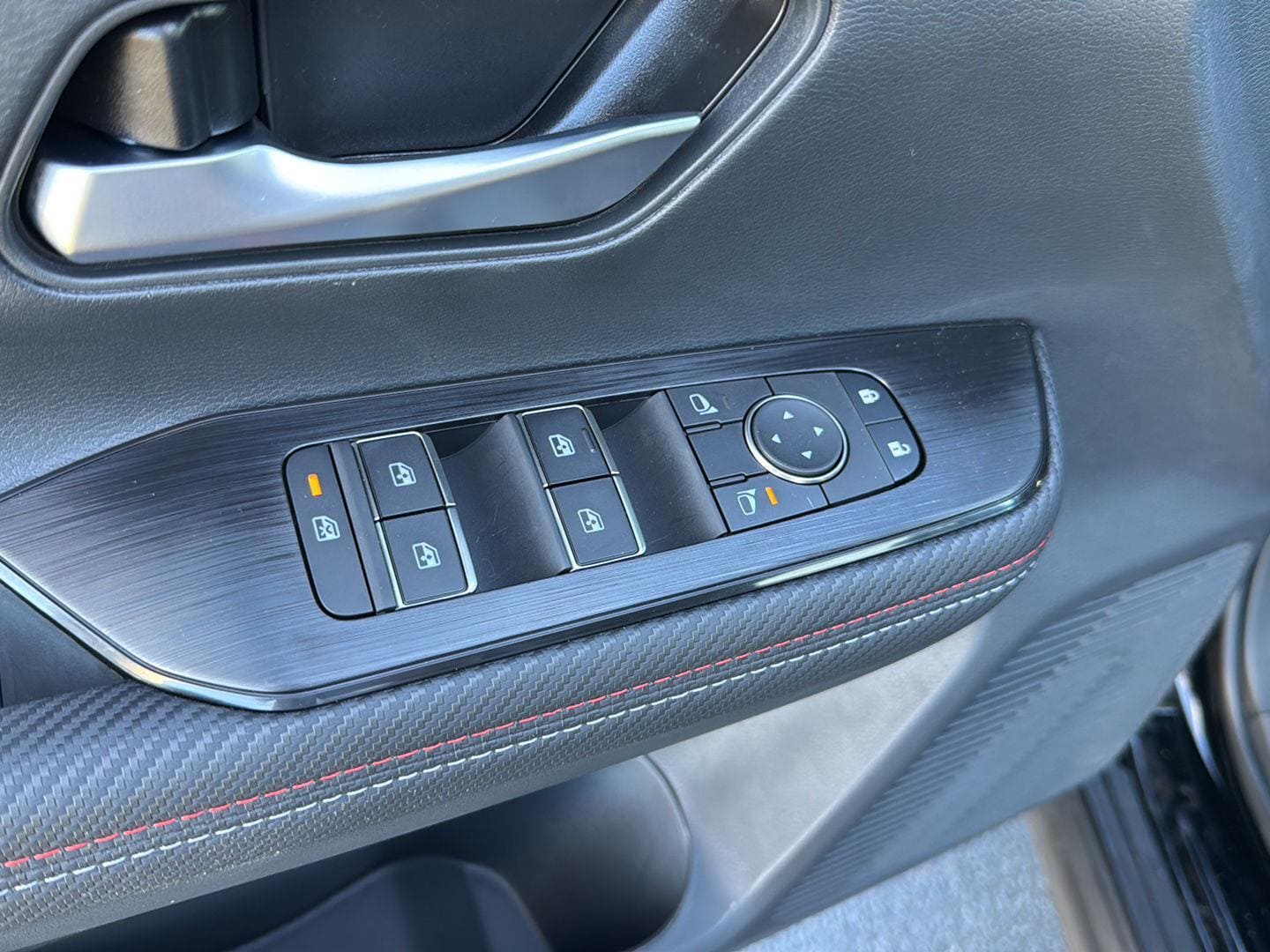 2026 Nissan KICKS SR - Photo 26
