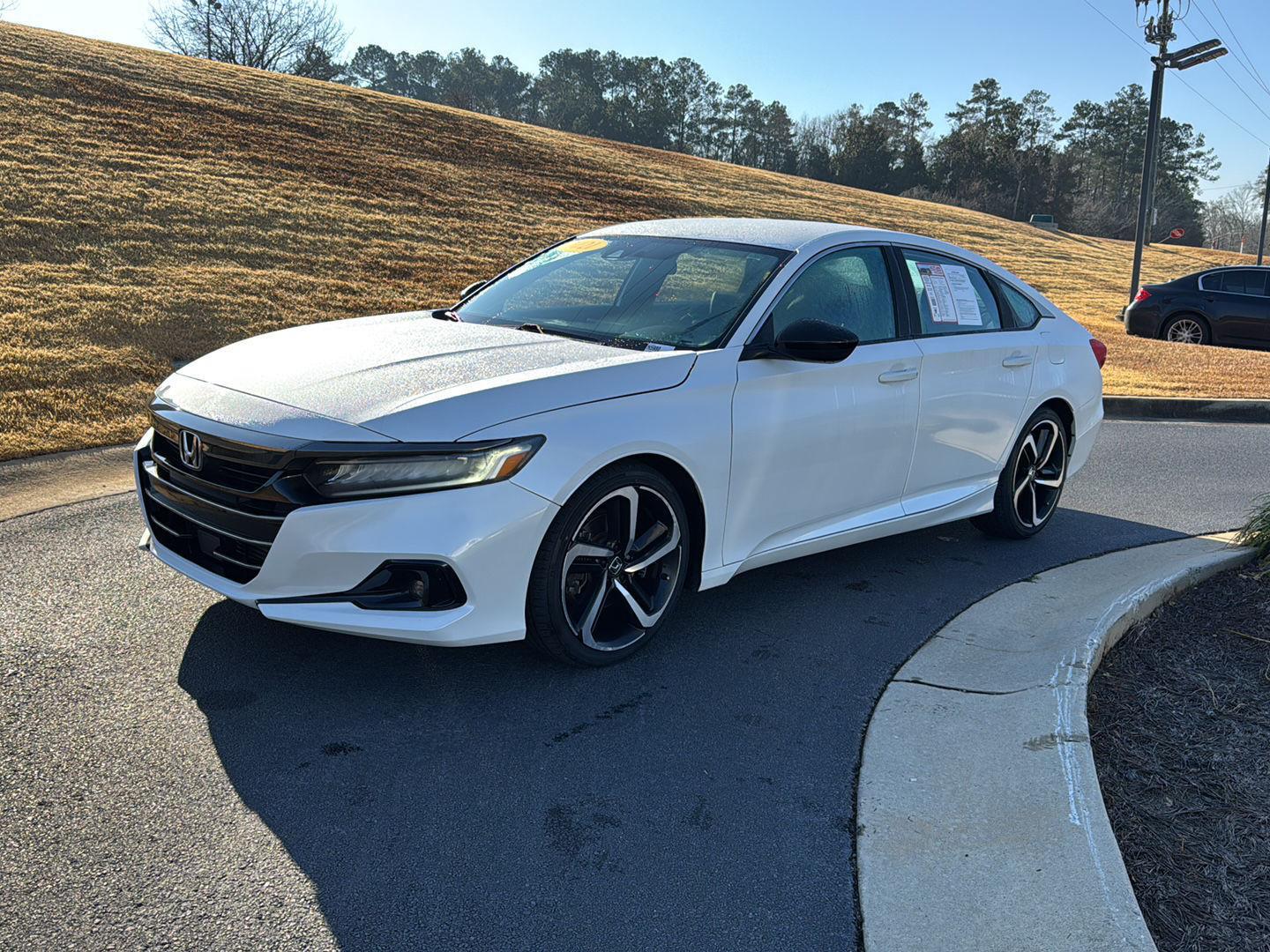 2021 Honda Accord Sport's photo