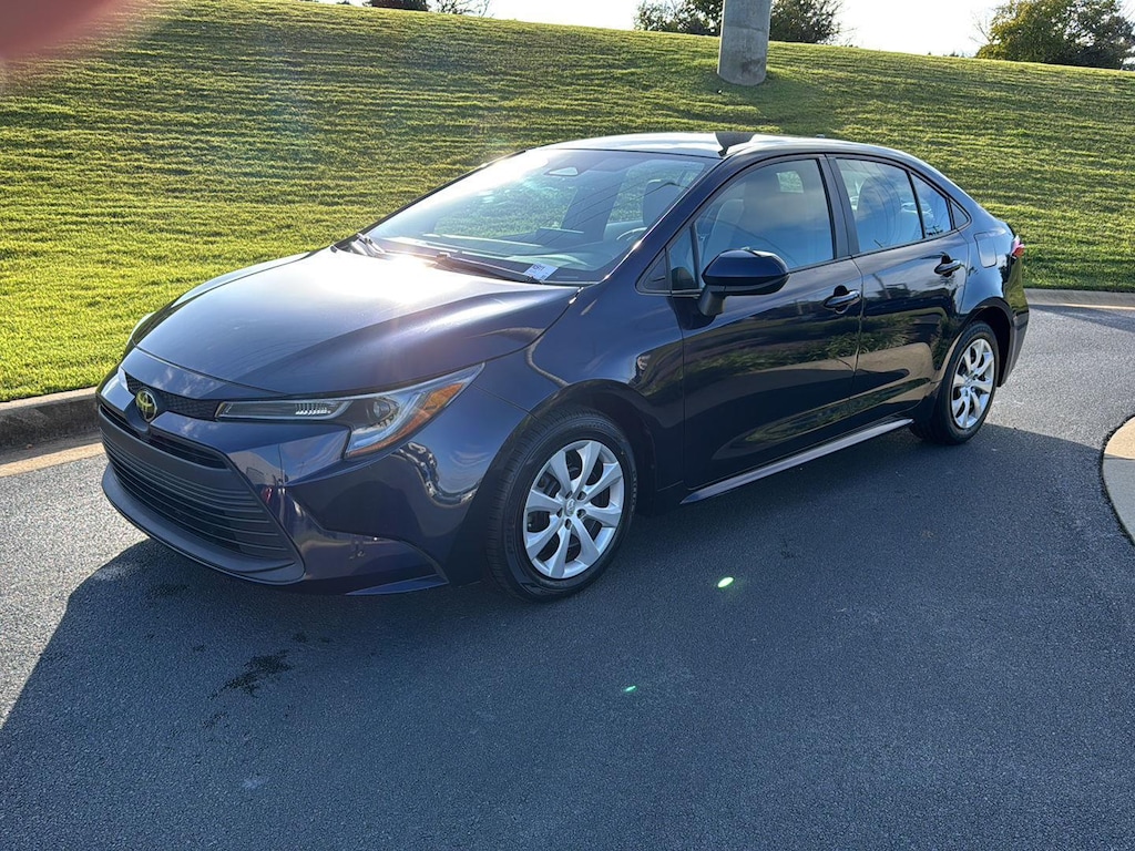 Used 2023 Toyota Corolla LE Sedan