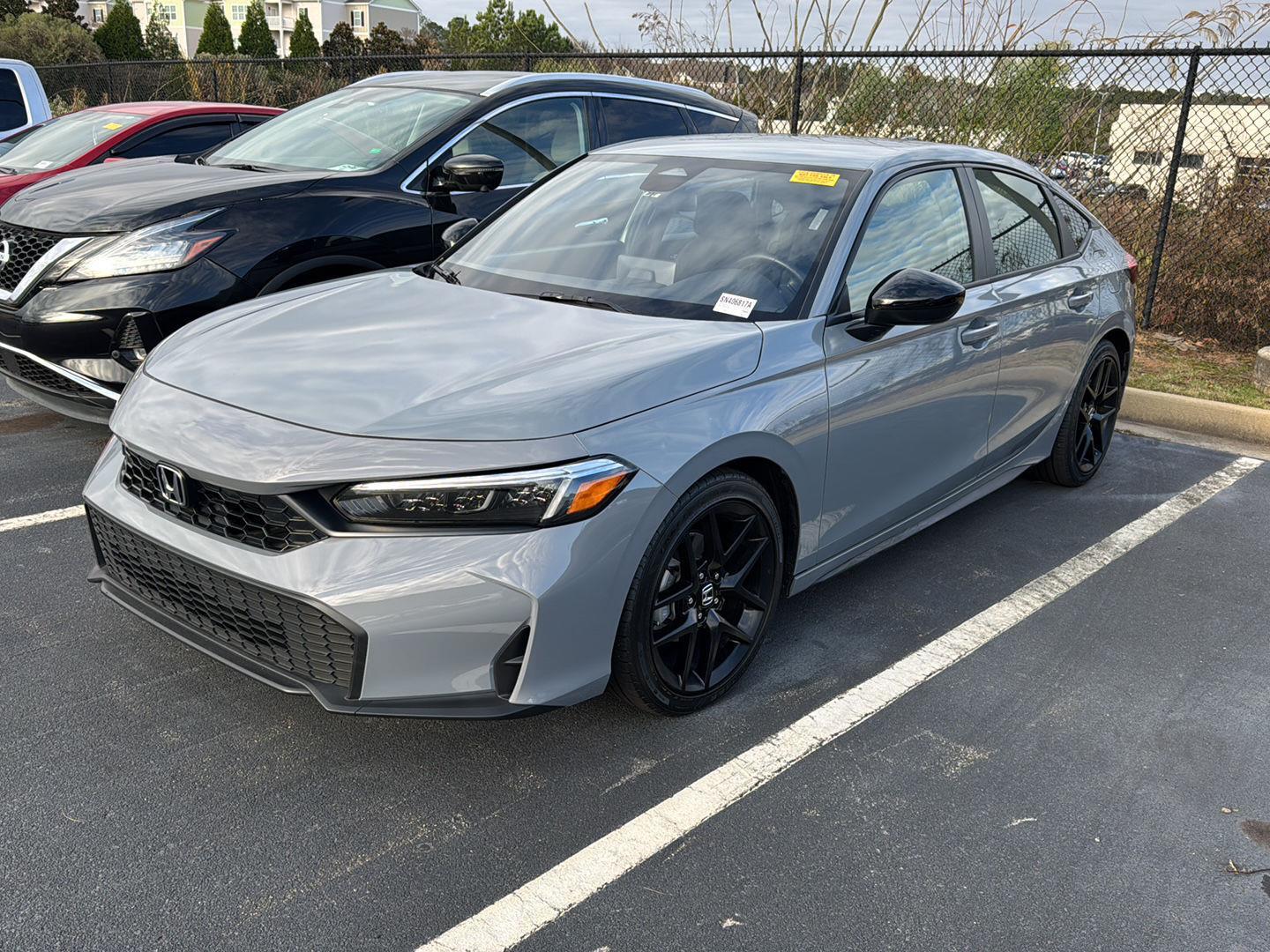 2025 Honda Civic Hatchback Sport's photo