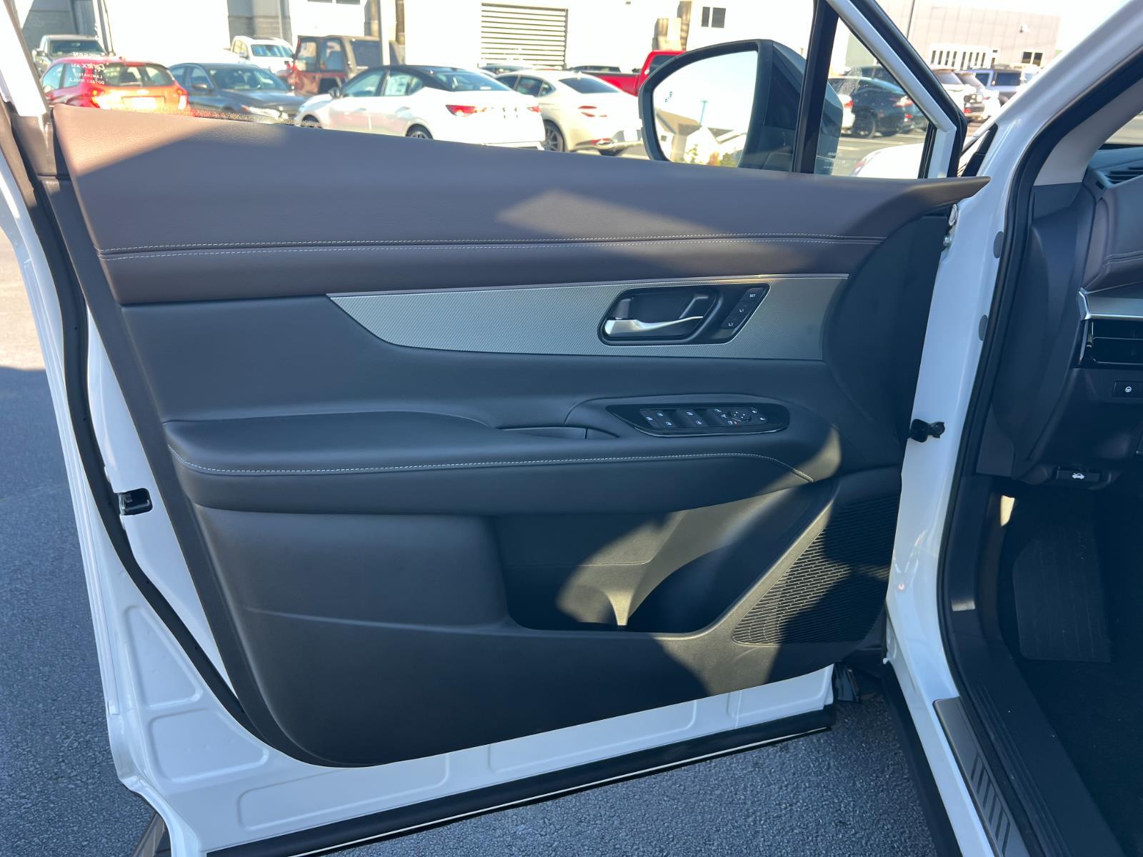 2026 Nissan Murano Platinum - Photo 14