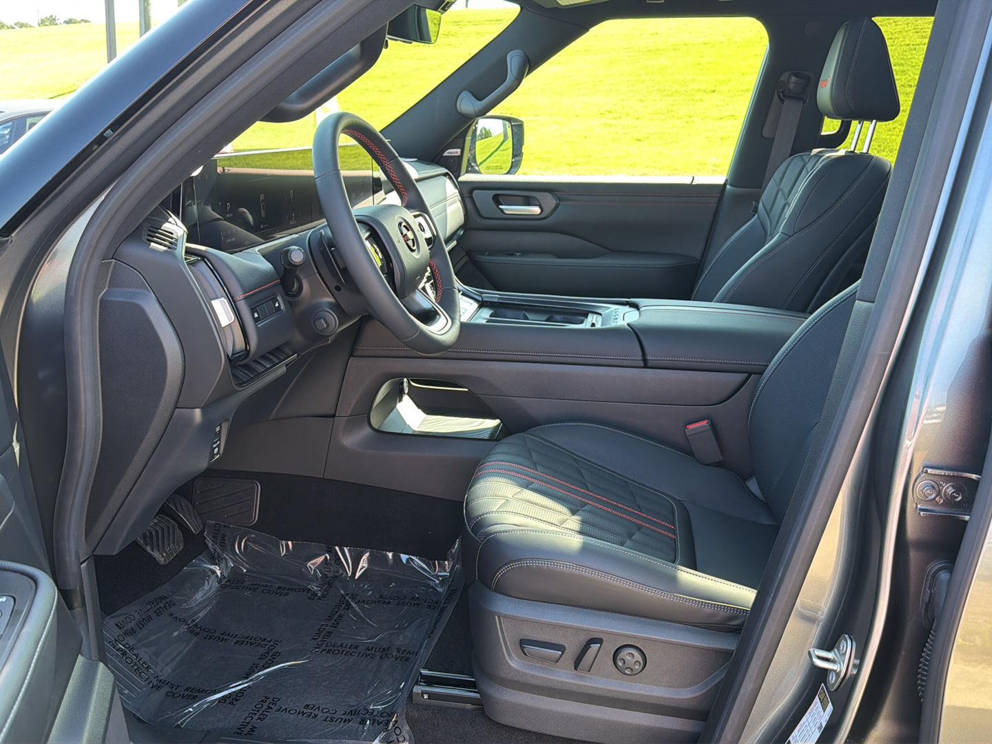 2026 Nissan Armada PRO-4X - Photo 10