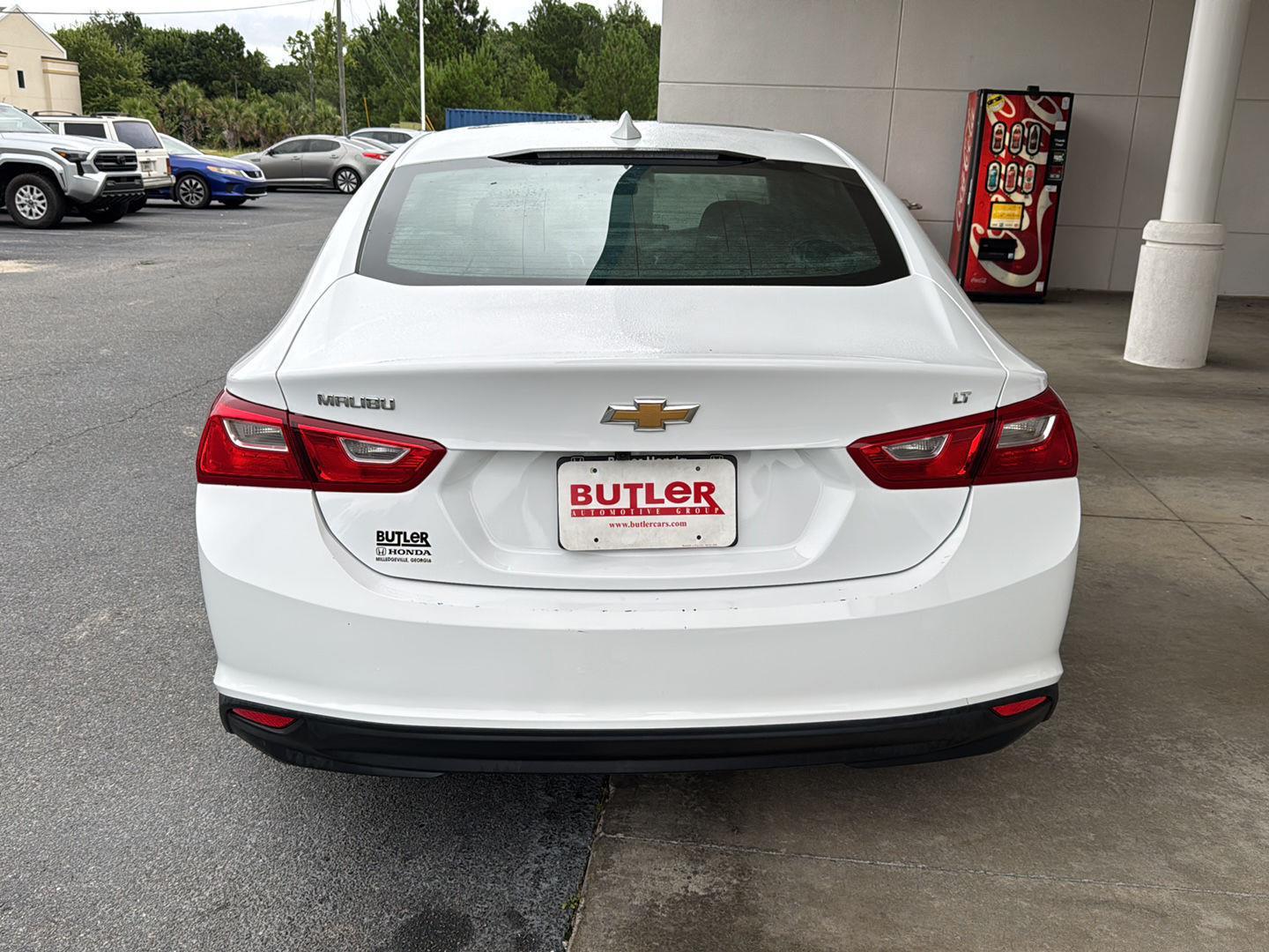 2023 Chevrolet Malibu 1LT photo 3