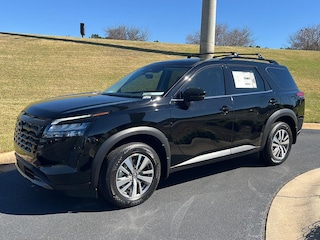 2026 Nissan Pathfinder SL SUV