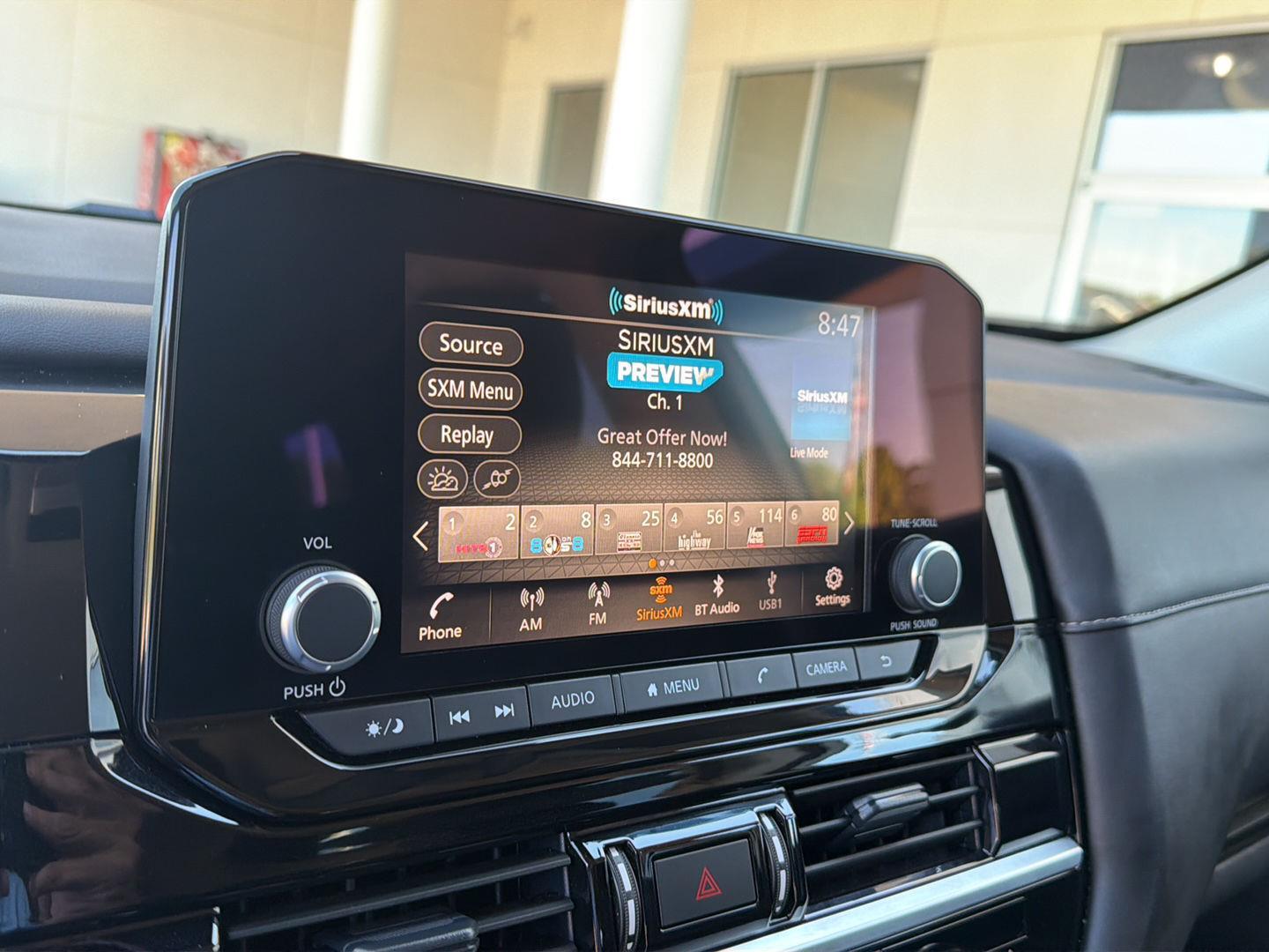 2025 Nissan Pathfinder SV - Photo 25