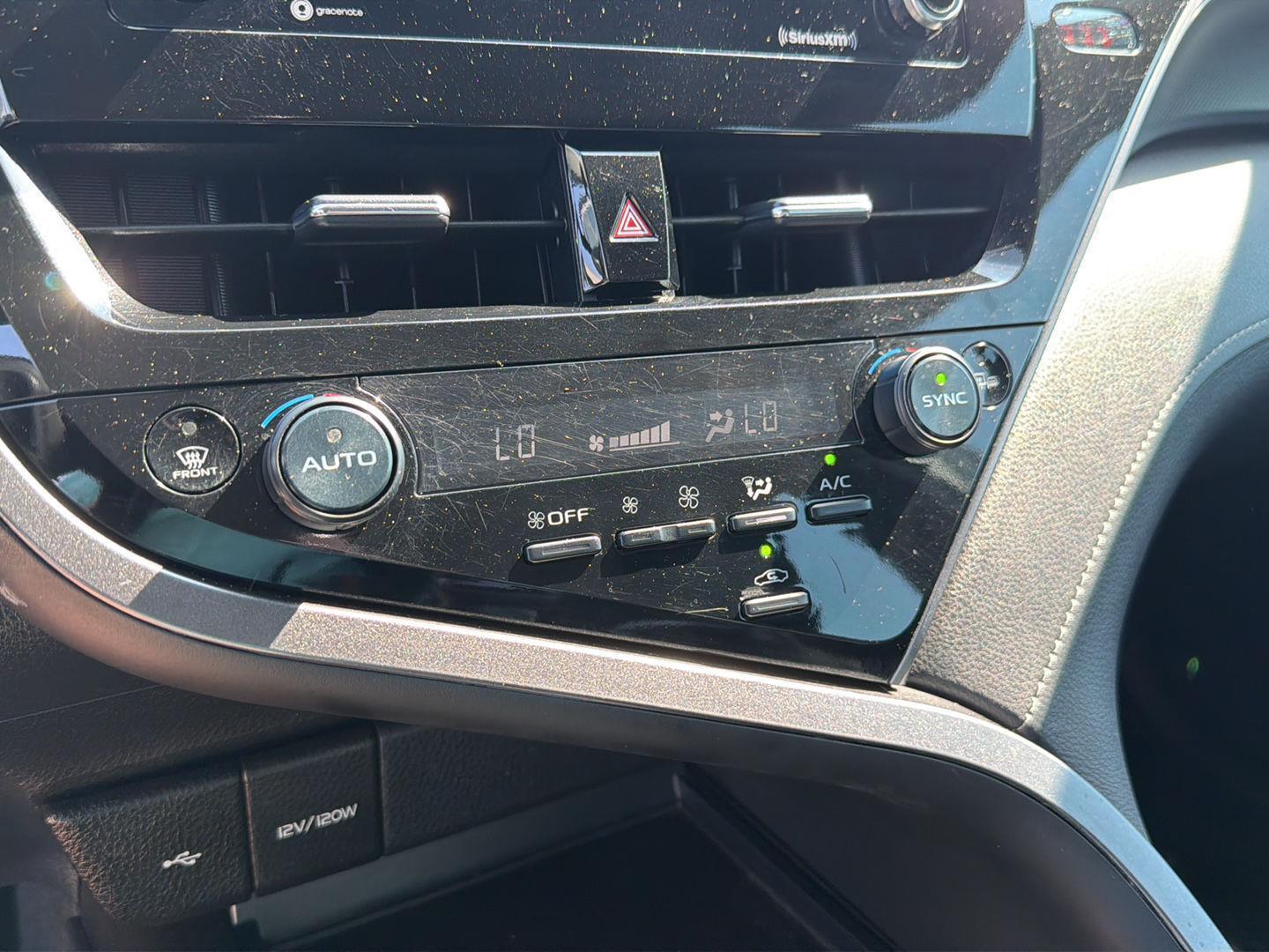 2024 Toyota Camry SE - Photo 26