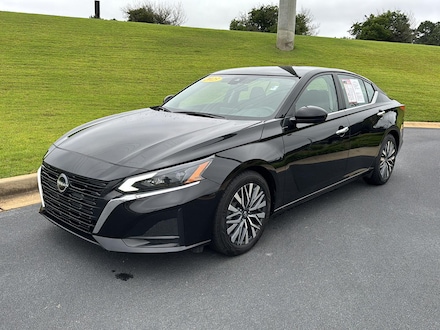 2023 Nissan Altima 2.5 SV Sedan