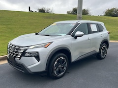 2024 Nissan Rogue SV SUV