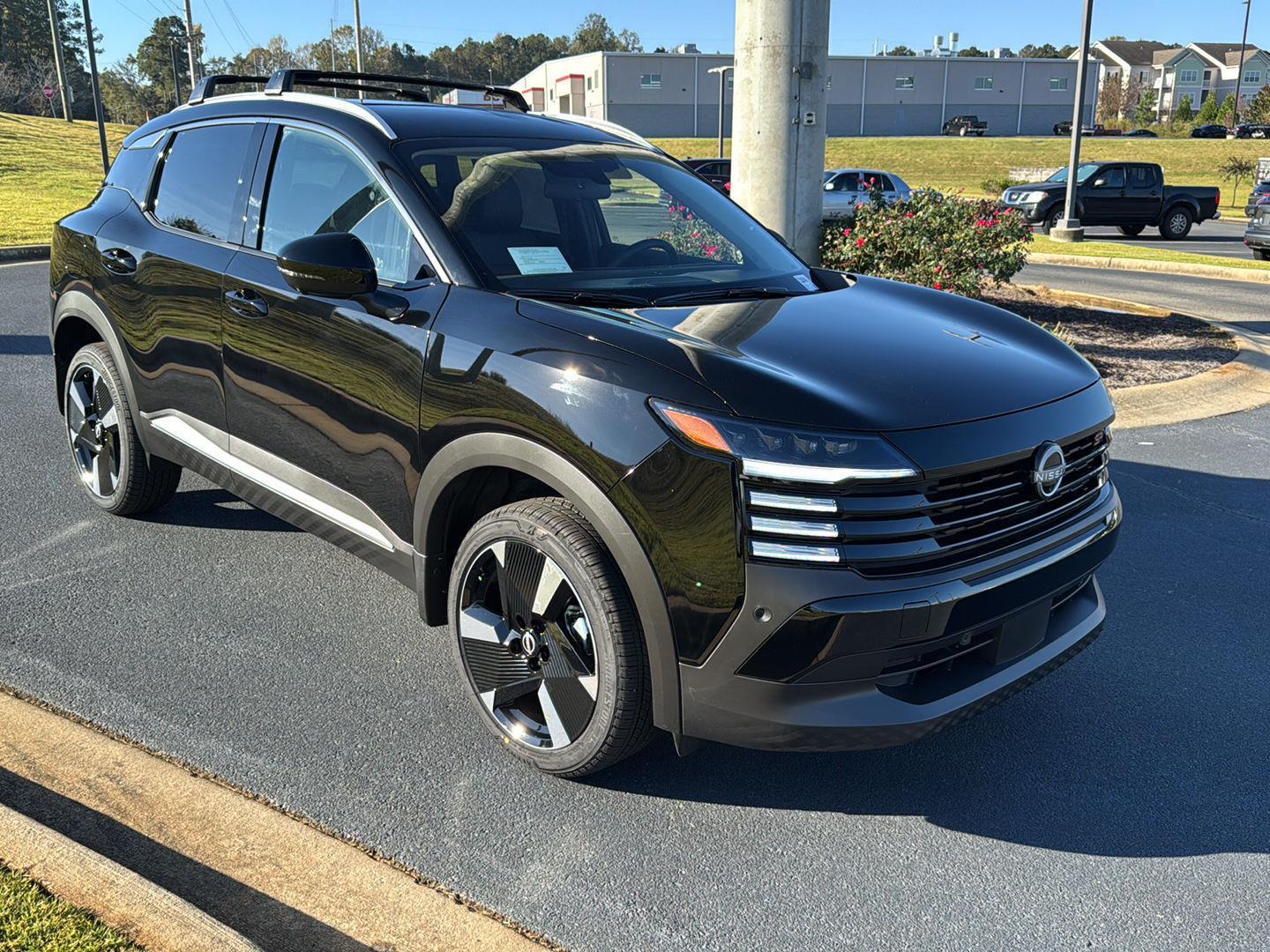 2026 Nissan KICKS SR - Photo 6
