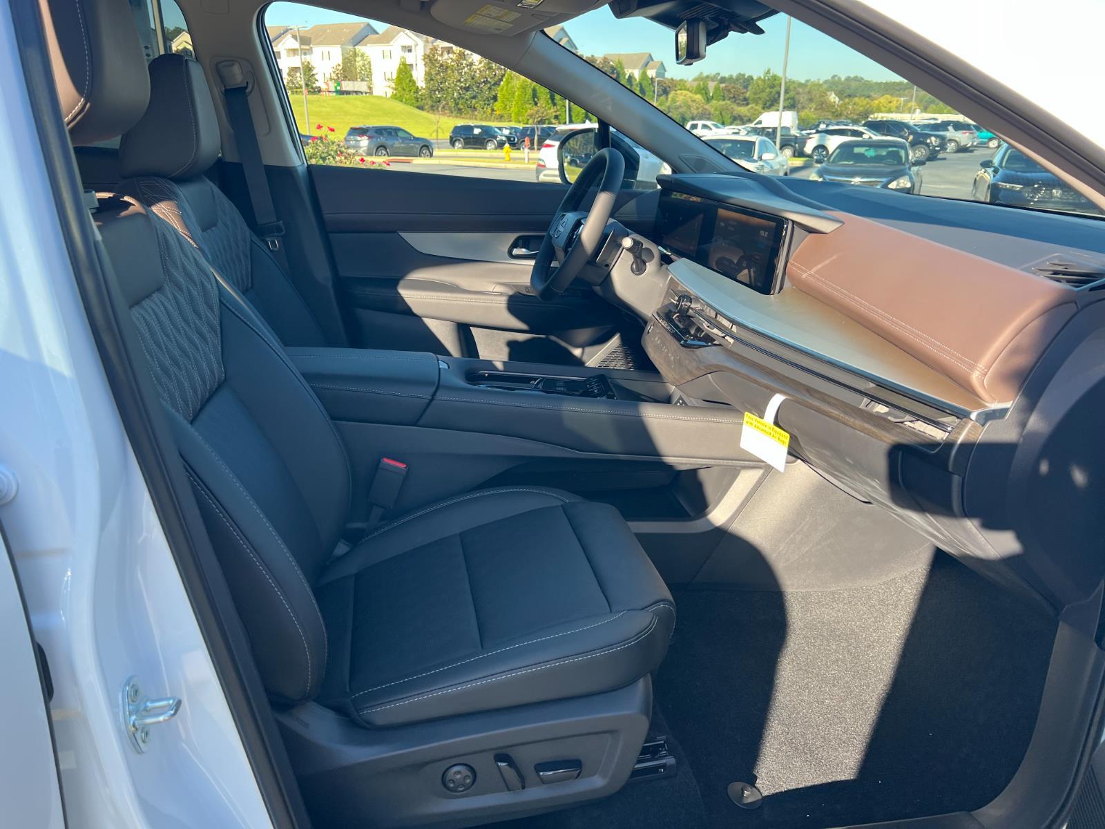 2026 Nissan Murano Platinum - Photo 10