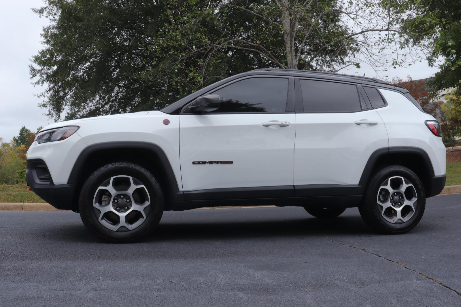2022 Jeep Compass Trailhawk's photo