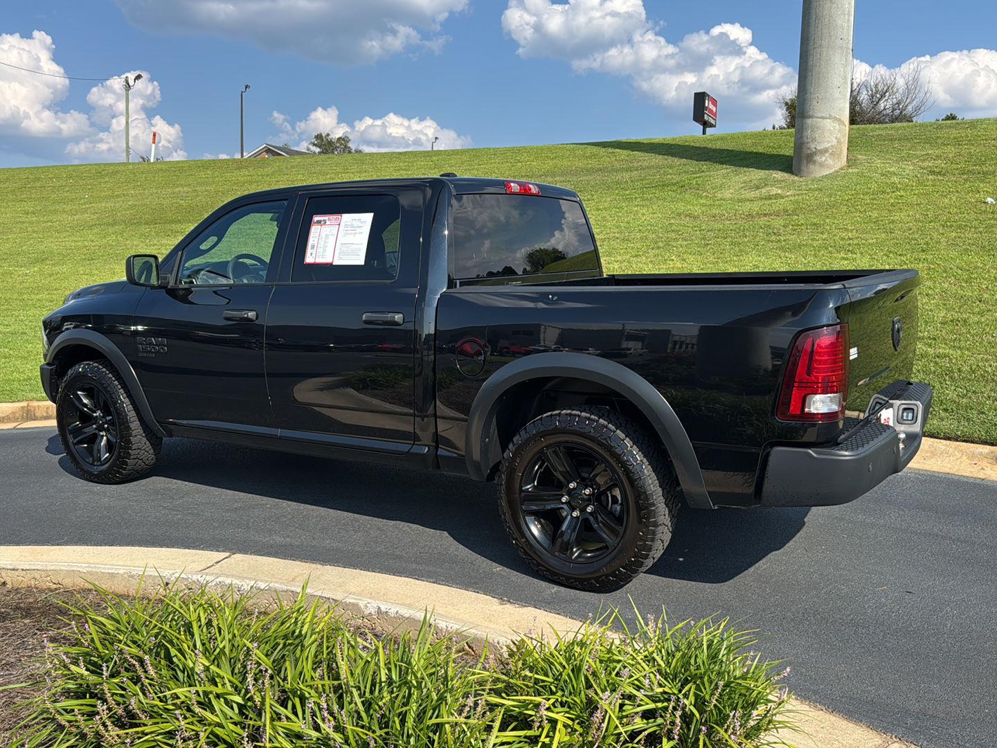 2024 Ram 1500 Classic SLT photo 3