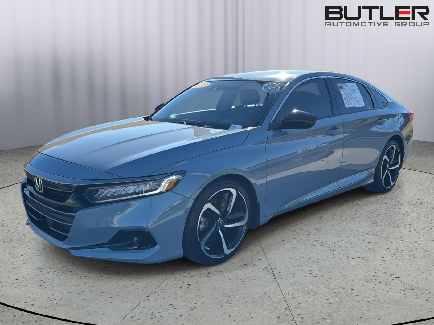 2022 Honda Accord Sport SE's photo