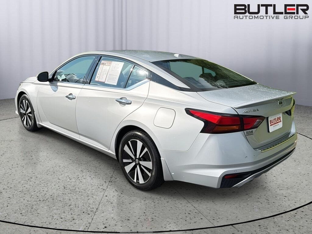 Used 2022 Nissan Altima 2.5 SL Sedan
