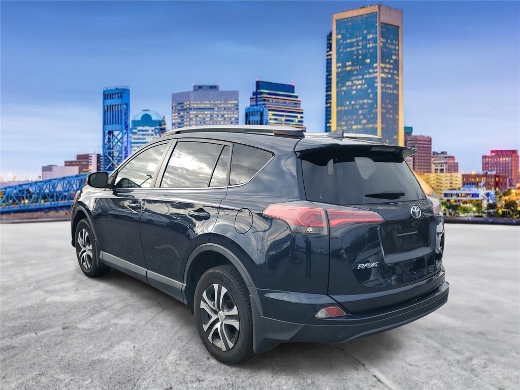 Used 2018 Toyota RAV4 LE SUV