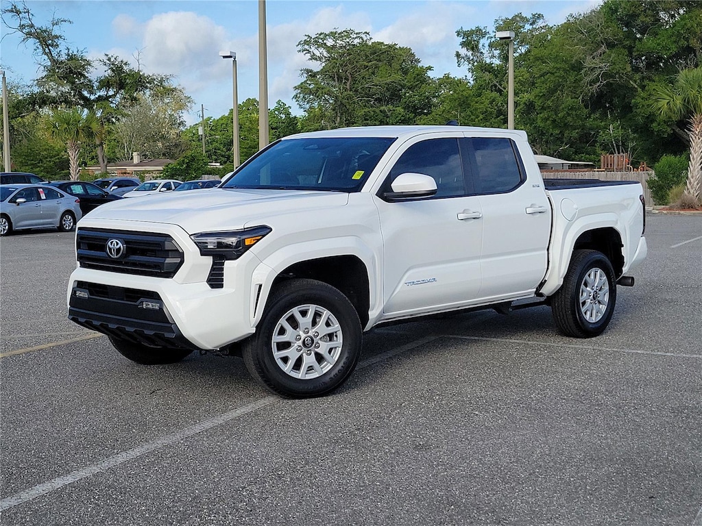 Used 2025 Toyota Tacoma SR5 Truck