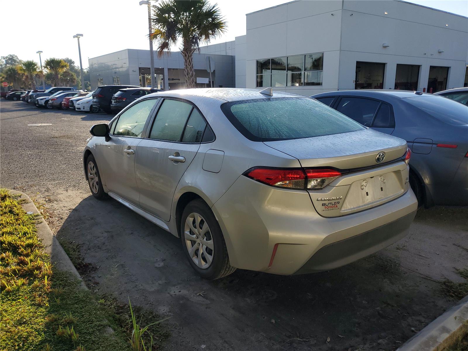 2025 Toyota Corolla Hybrid LE photo 2