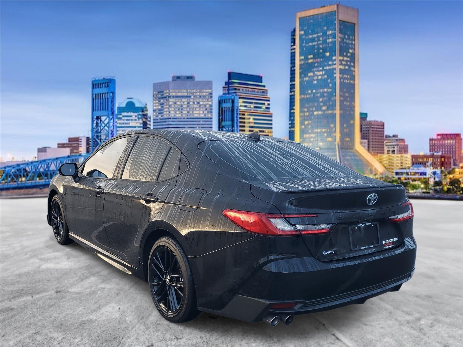 2025 Toyota Camry SE photo 2