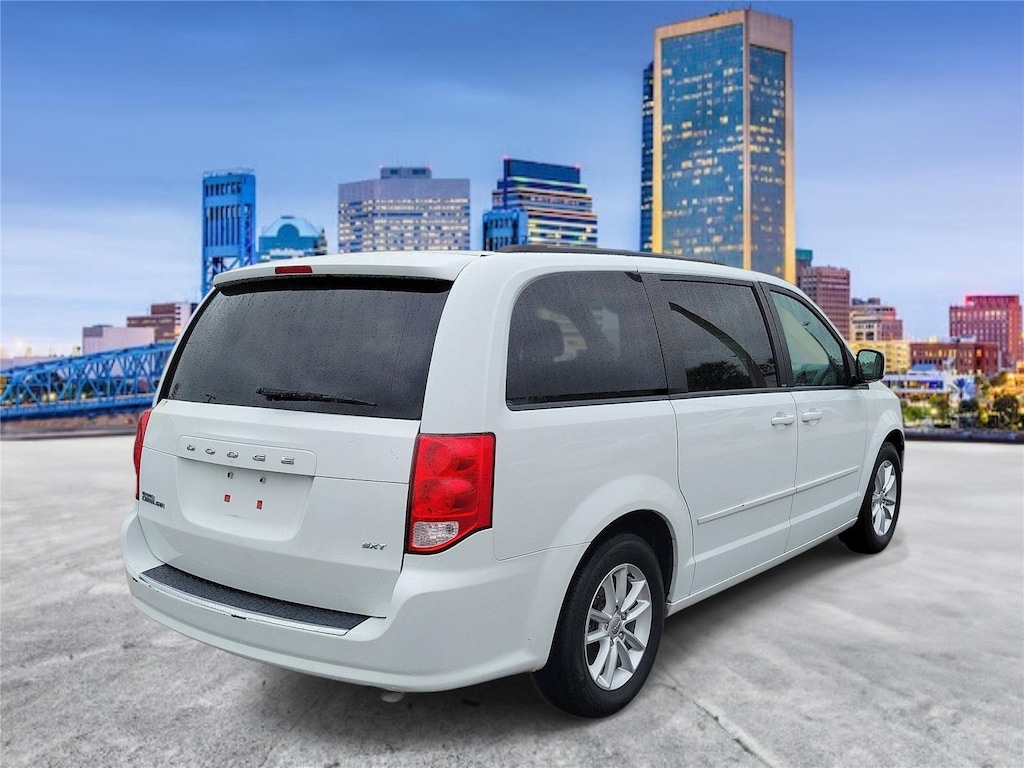 Used 2014 Dodge Grand Caravan SXT Van
