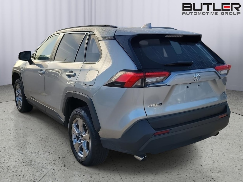 Used 2025 Toyota RAV4 XLE SUV