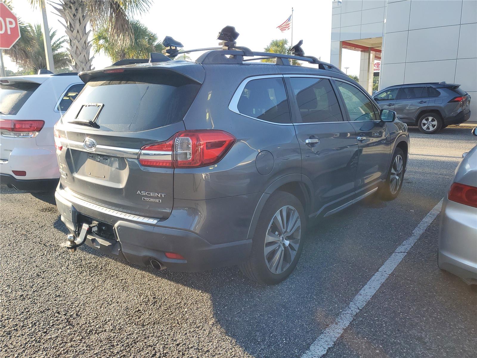 2020 Subaru Ascent Touring photo 2