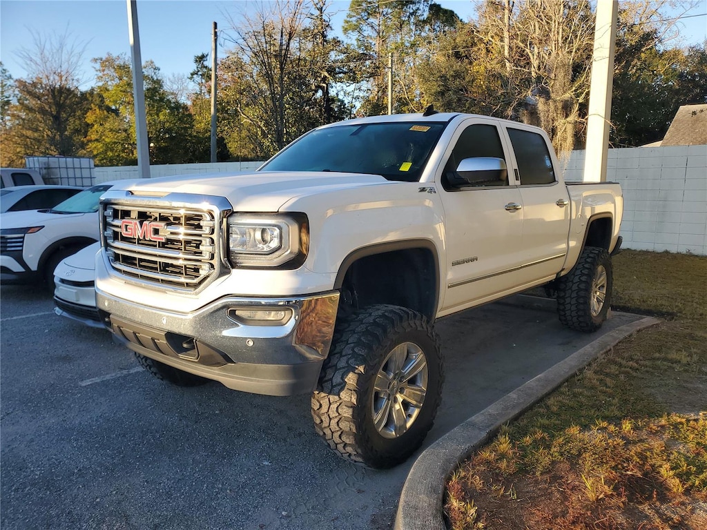 Used 2018 GMC Sierra 1500 SLT Truck