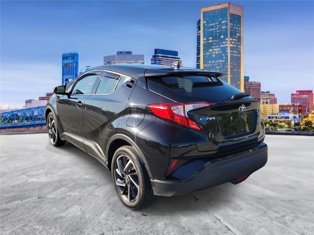 Used 2022 Toyota C-HR Limited SUV