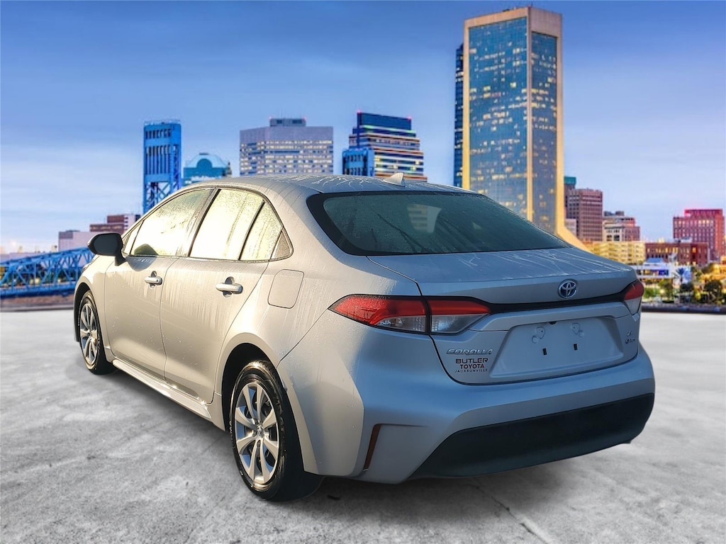 Used 2025 Toyota Corolla Hybrid LE Sedan