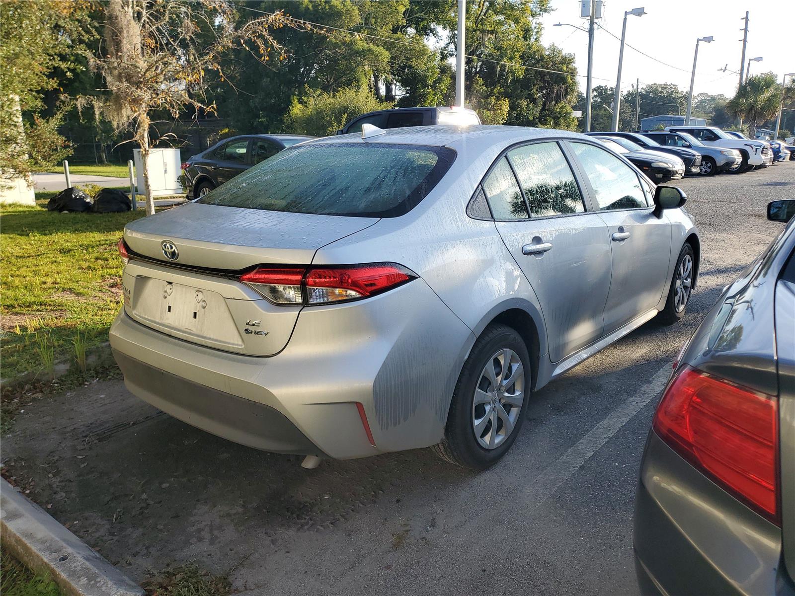2025 Toyota Corolla Hybrid LE photo 3