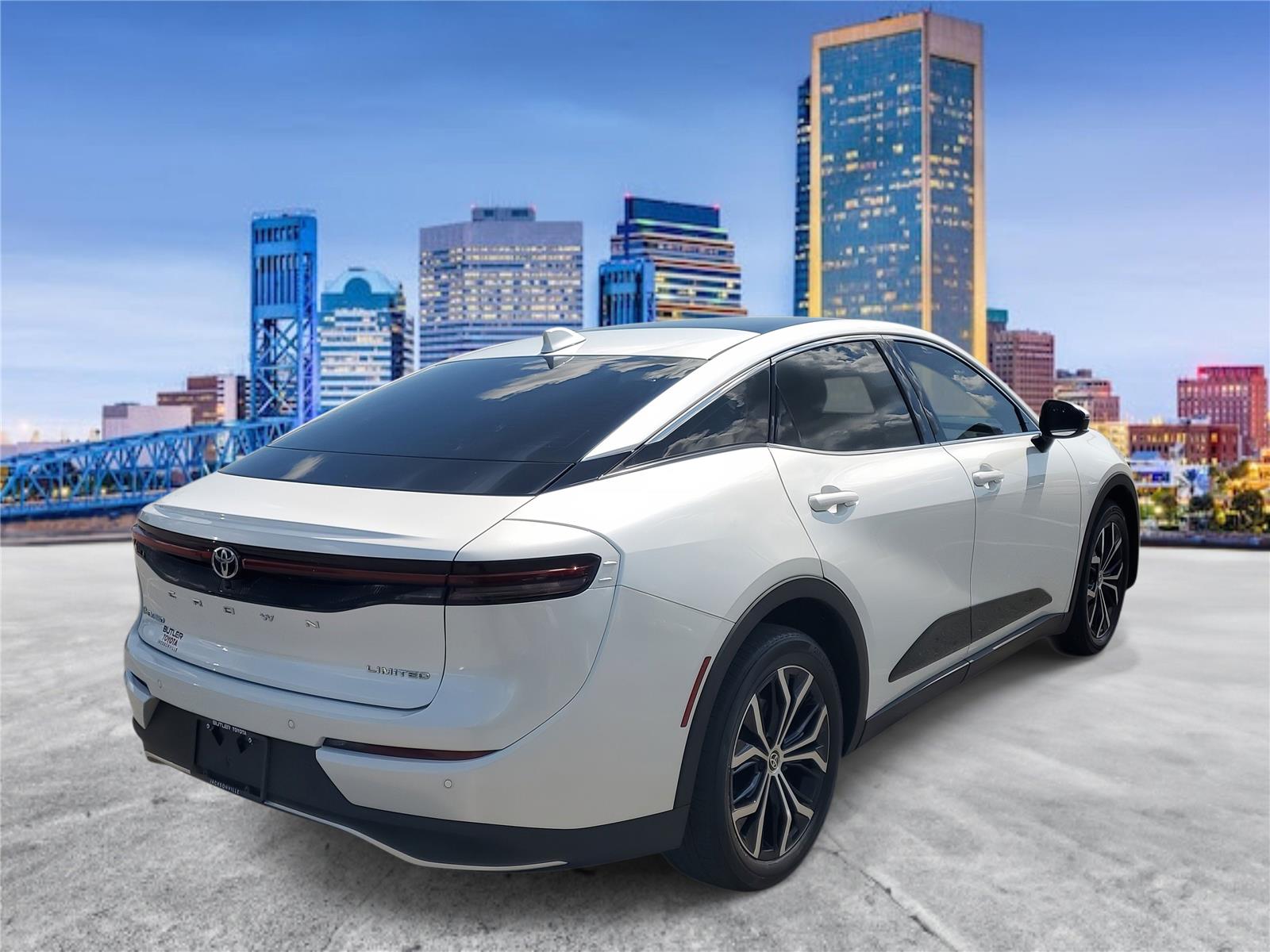 2025 Toyota Crown photo 3