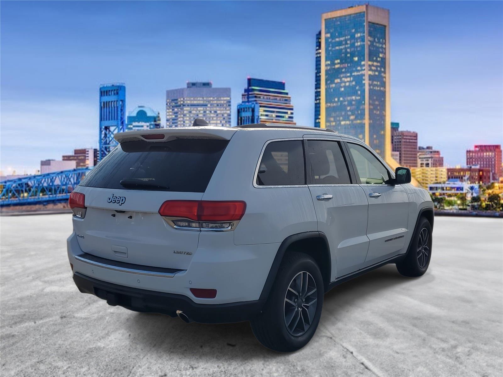 2019 Jeep Grand Cherokee Limited photo 2