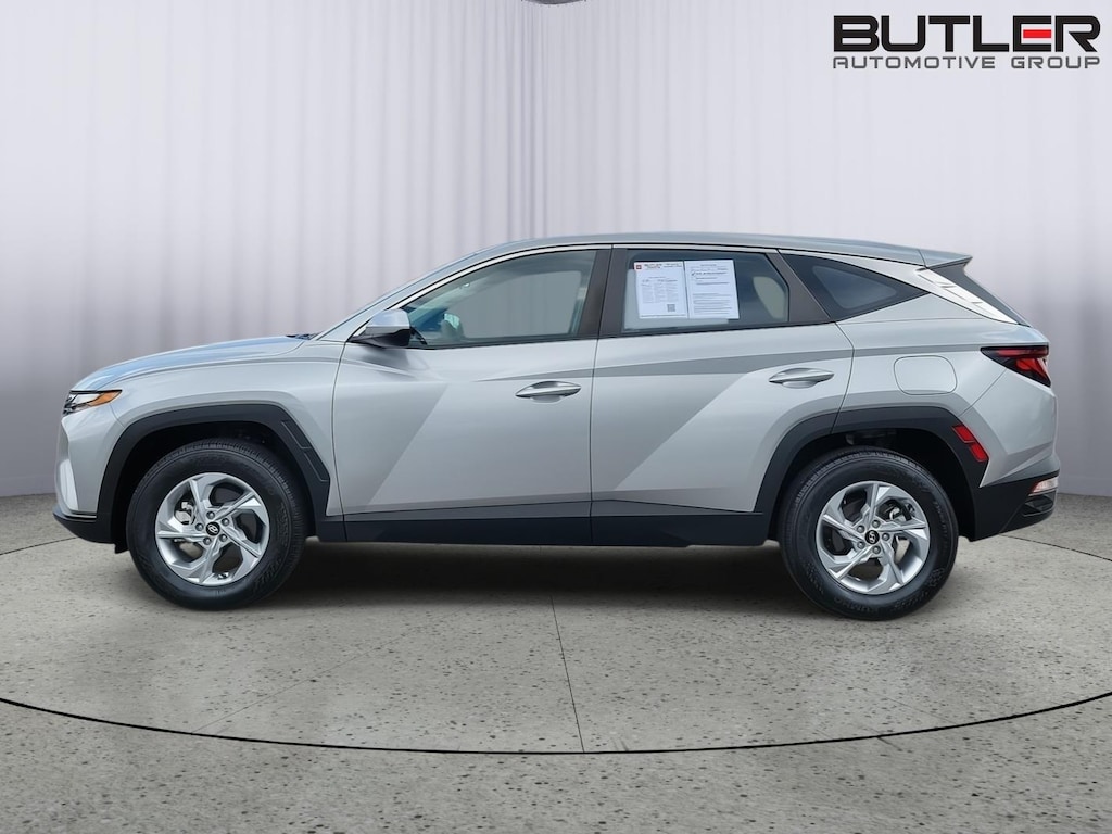 Used 2024 Hyundai Tucson SE SUV