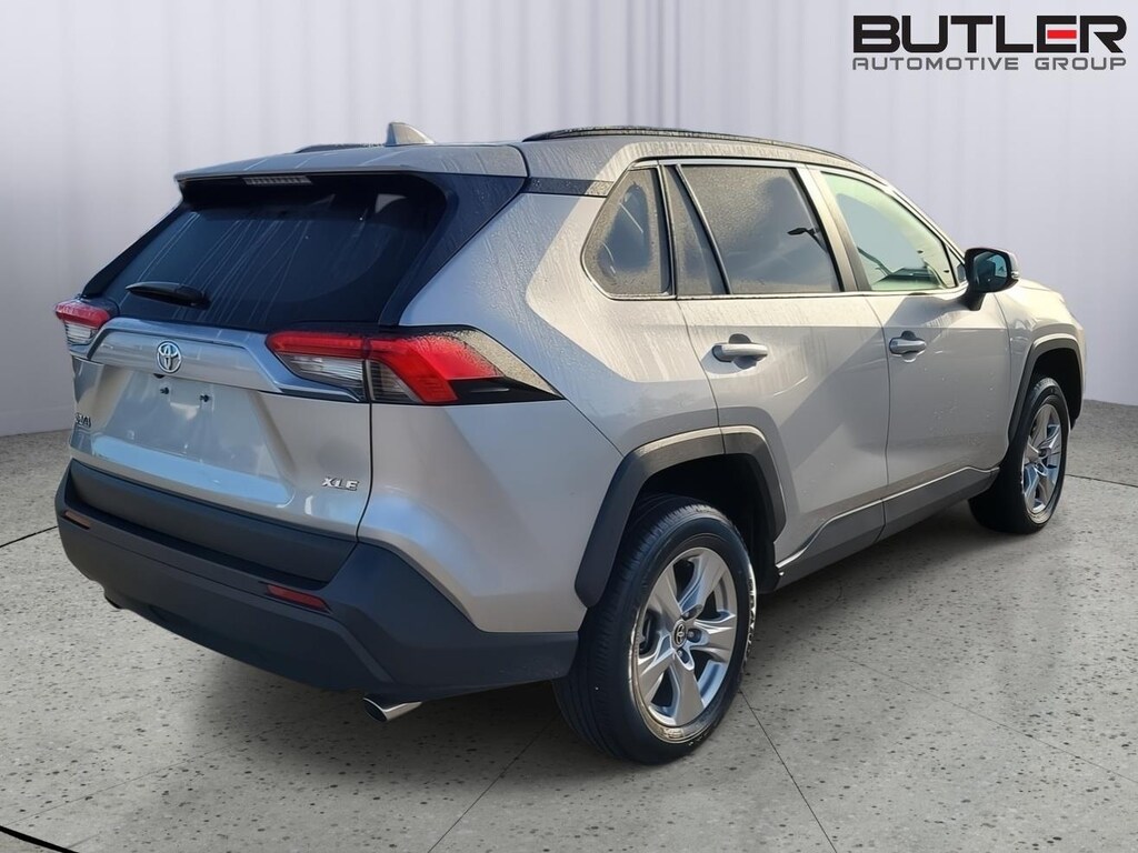 Used 2025 Toyota RAV4 XLE SUV