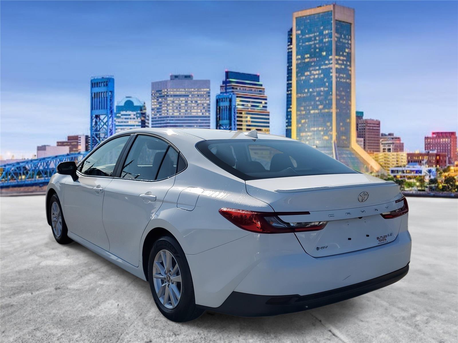 2025 Toyota Camry LE photo 2