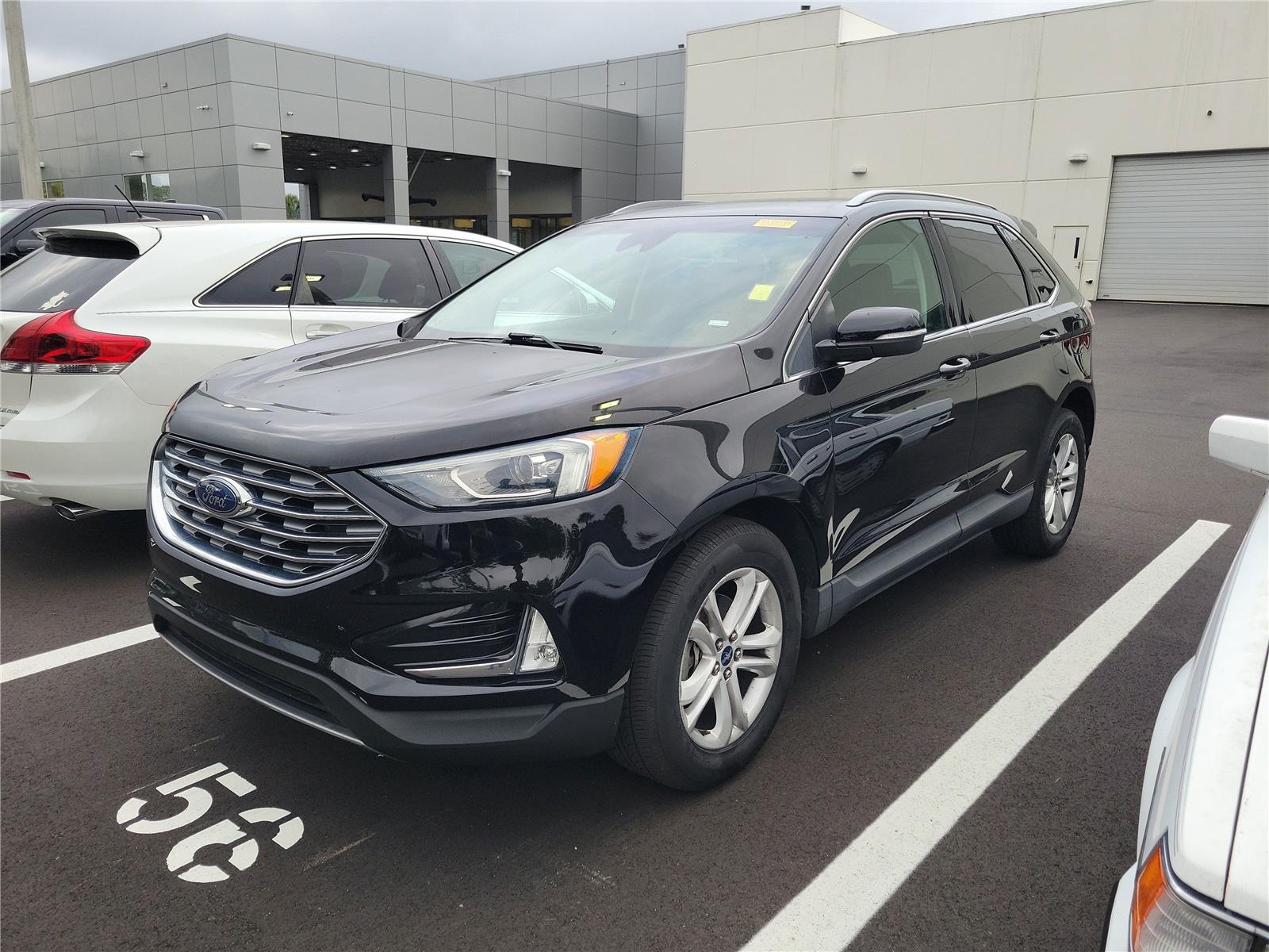 2020 Ford Edge SUV 