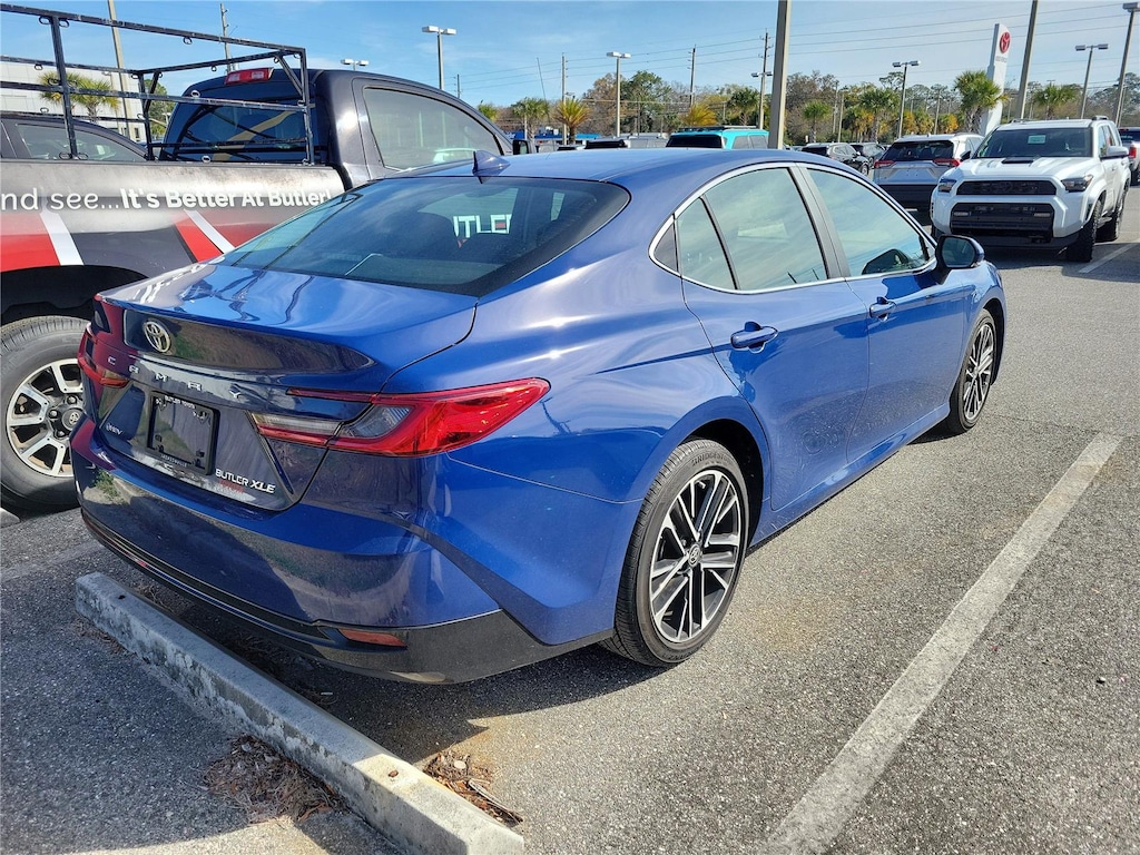 Used 2025 Toyota Camry XLE CVT HYB XLE