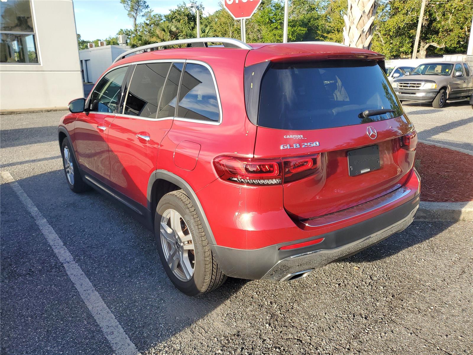 2021 Mercedes Benz GLB 250 photo 2