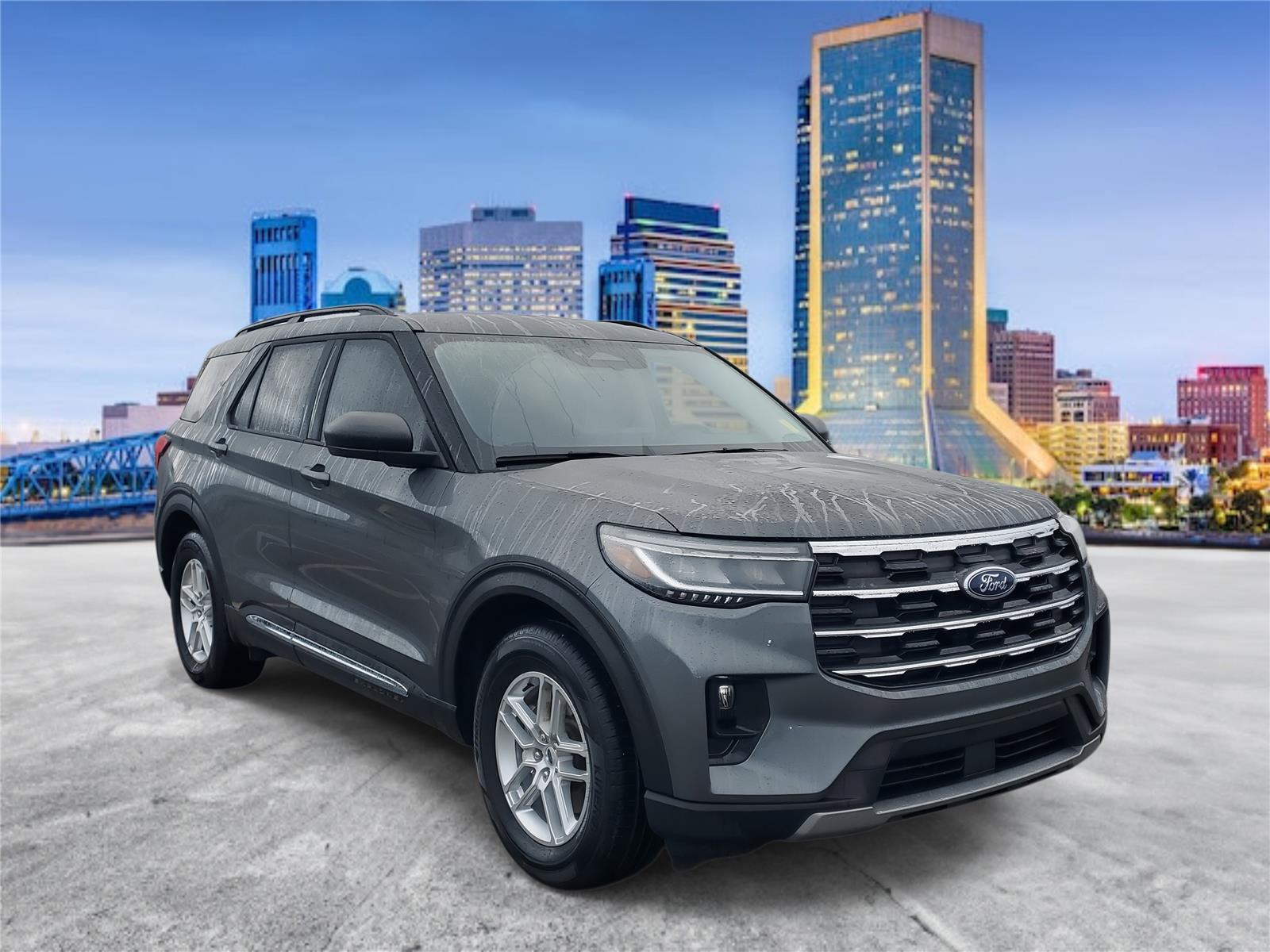 2025 Ford Explorer photo 4