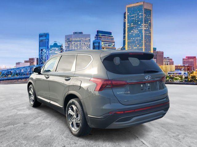 2021 Hyundai Santa Fe SE photo 2