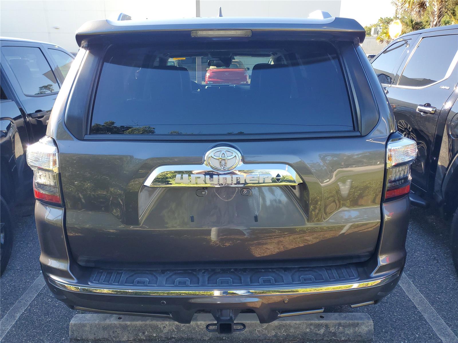 2021 Toyota 4Runner Limited photo 2